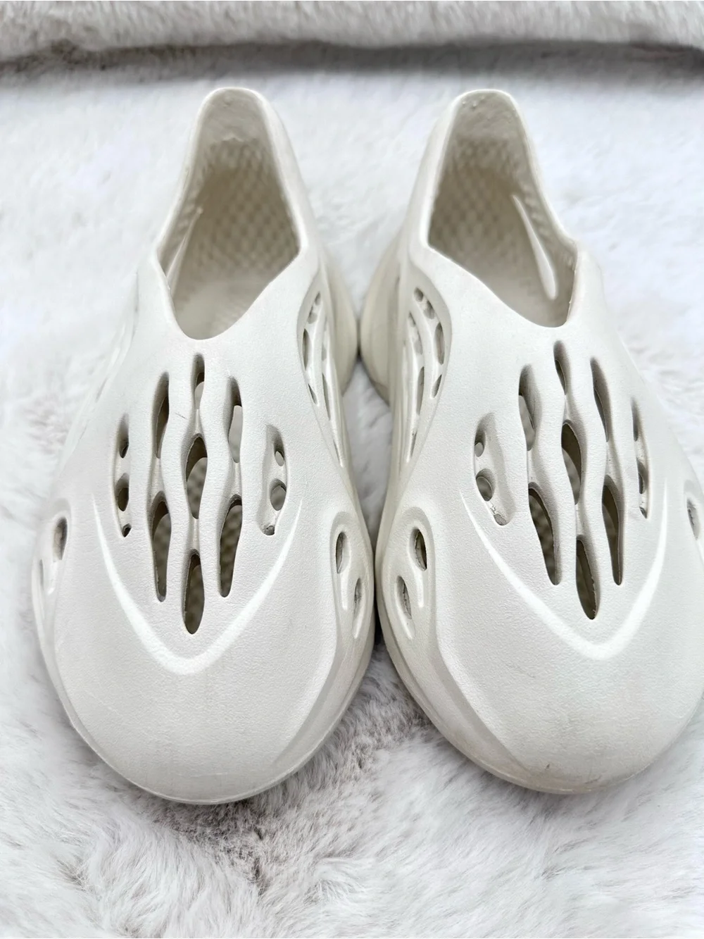 Yeezy adidas foam